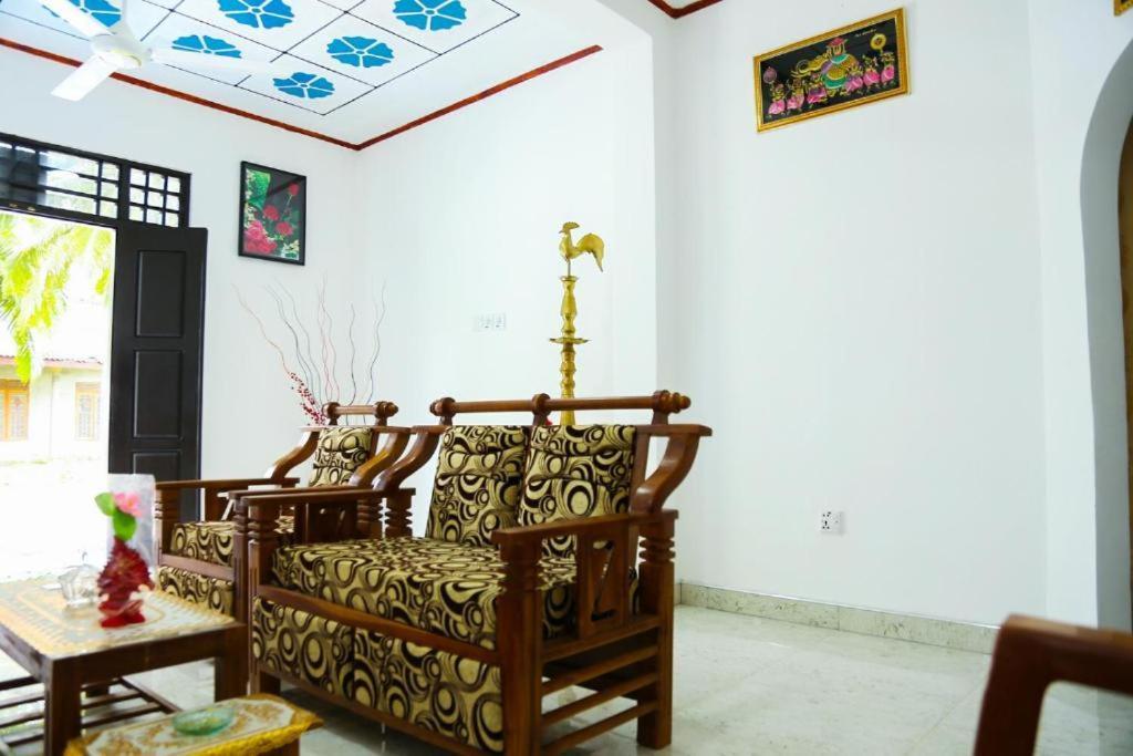 Indusara Villa Bentota Extérieur photo